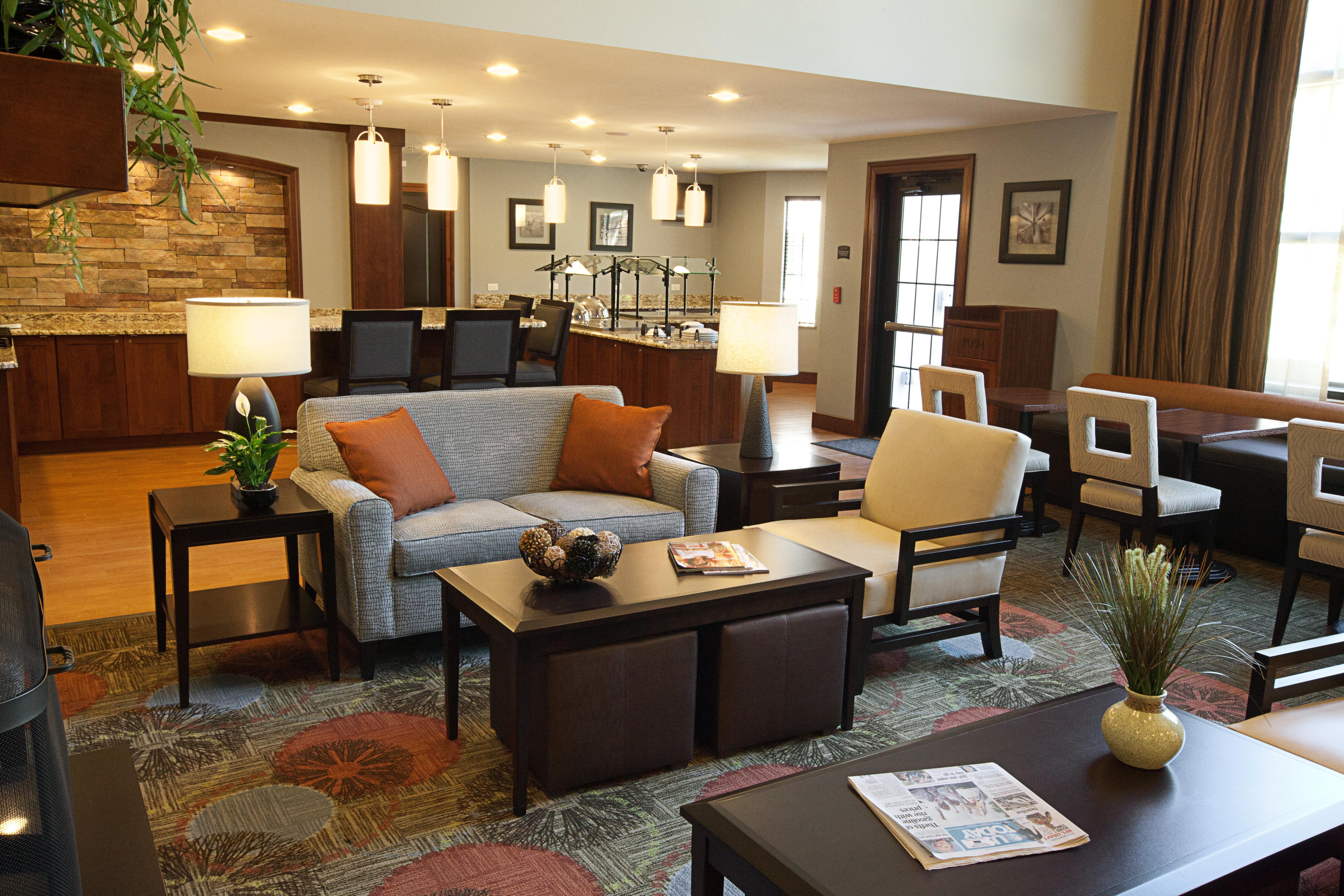 Staybridge Suites Dearborn, An Ihg Hotel Extérieur photo